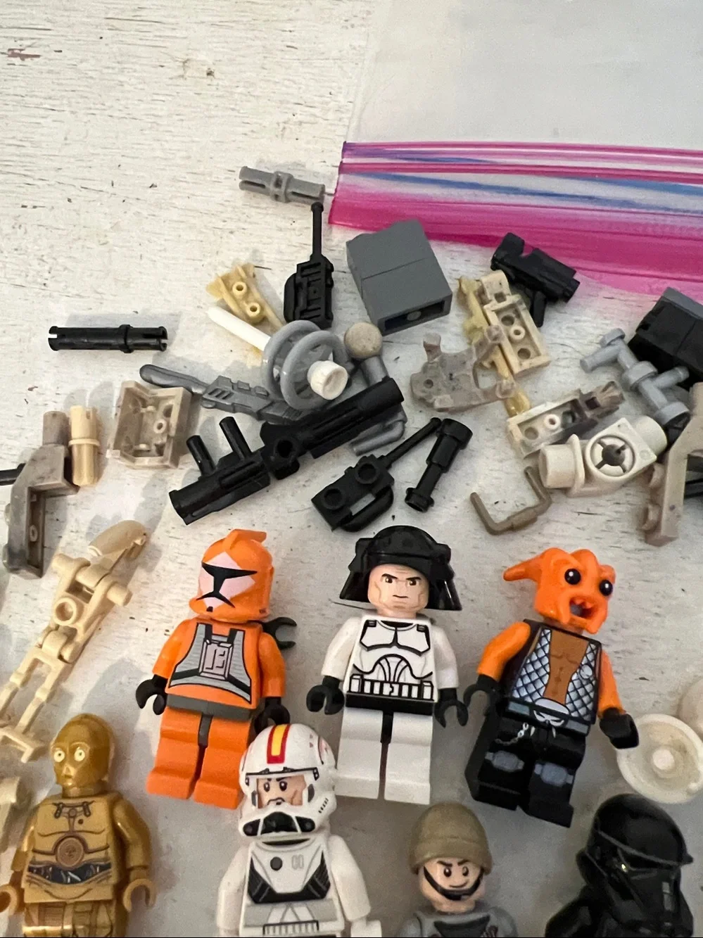 Huge Lot Lego Star Wars mini figures & pieces